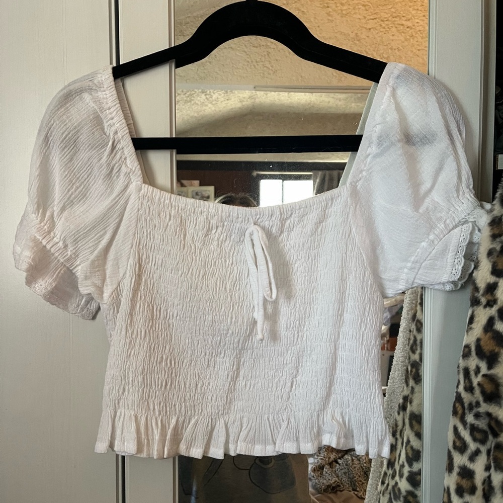 🤍 Faithfull the Brand smocked top 🤍